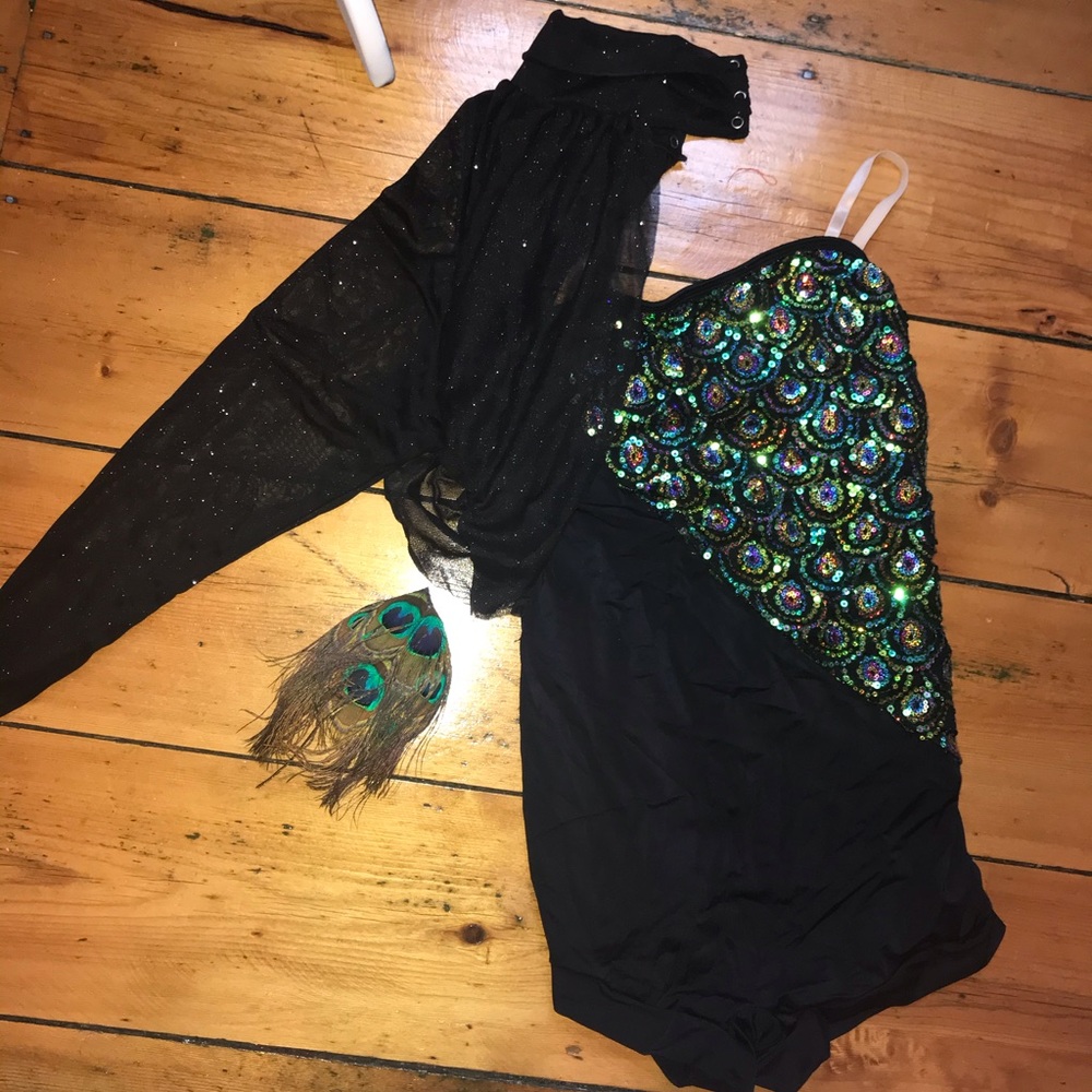 Dance costume